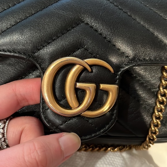 (SOLD) Gucci mini GGMarmont Bag - Picture 3 of 17